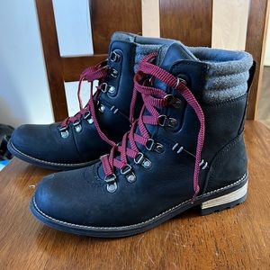 Kodiak black w red laces surrey 2 waterproof boot size 7 EUC